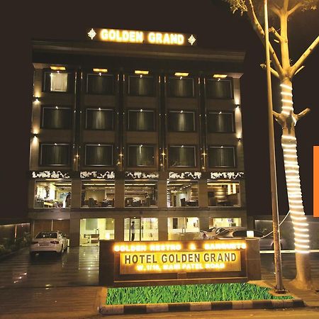 Hotel Golden Grand Delhi  Eksteriør billede