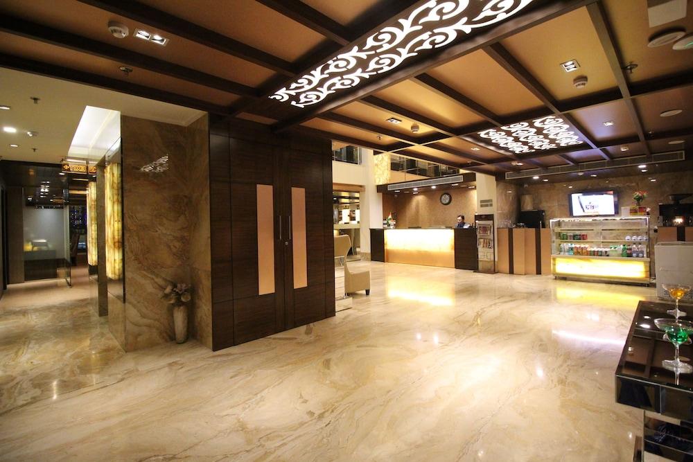 Hotel Golden Grand Delhi  Eksteriør billede